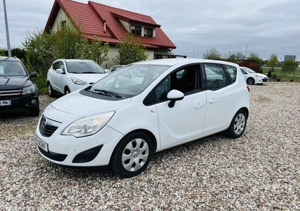 Opel Meriva cena 25600 przebieg: 171000, rok produkcji 2013 z Ostrołęka małe 277